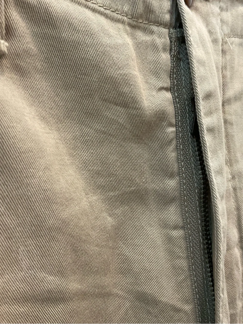 POLO Ralph Lauren KHAKI Distressed Repaired Relaxed Fit Chino Pants sz 38-30 T86